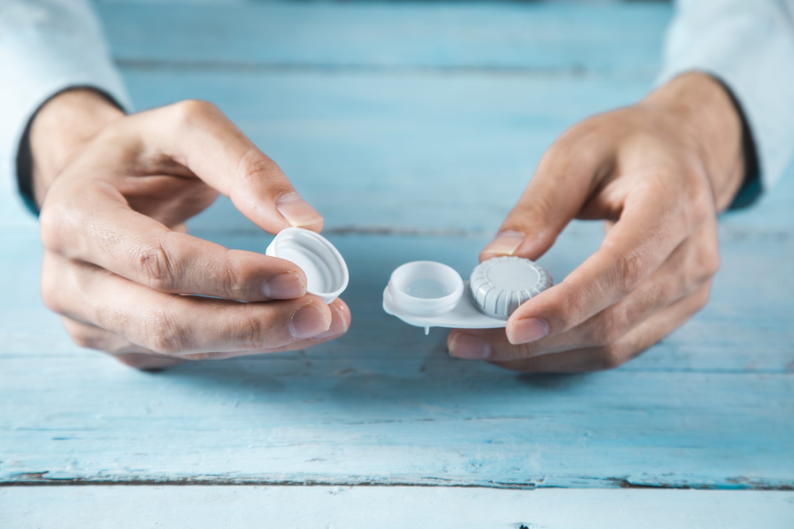 Seeing Clearly: A Comprehensive Guide to Contact Lenses